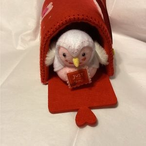 2024 Spritz Valentine’s Day Featherly Friends In Mailbox